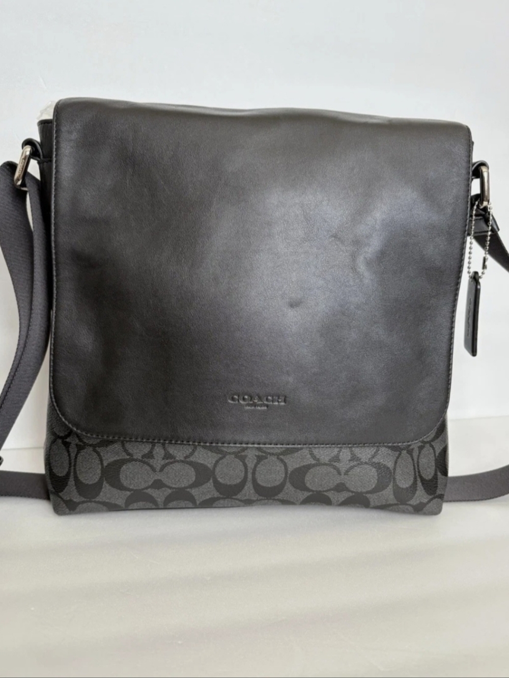 Coach Charles Messenger Bag EUC - Picture 12 of 12